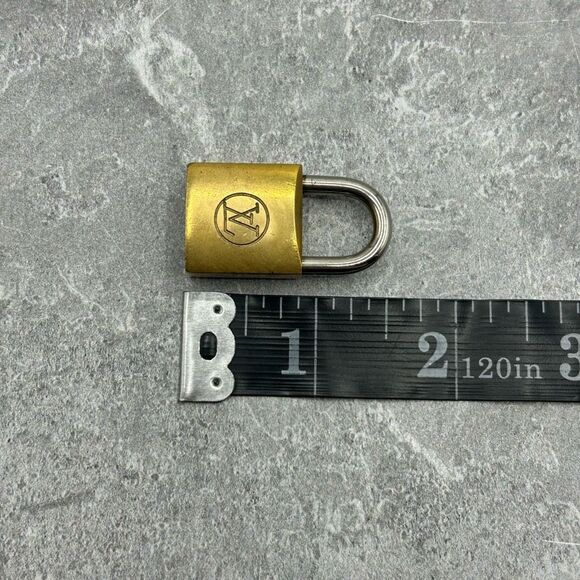 Authentic Vintage Louis Vuitton Brass Lock And Key Bag Charm Padlock #230 - Picture 12 of 13